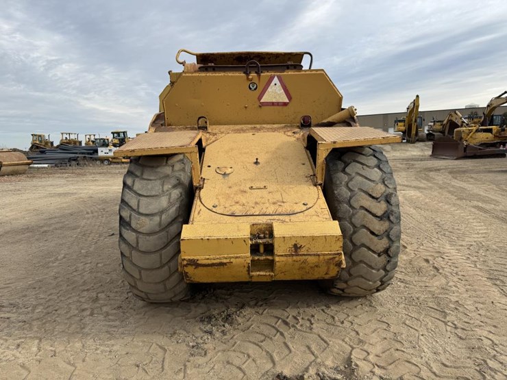 caterpillar-613b-image-4