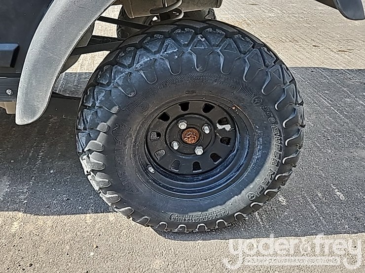 2019-club-car-carryall-1700-image-12