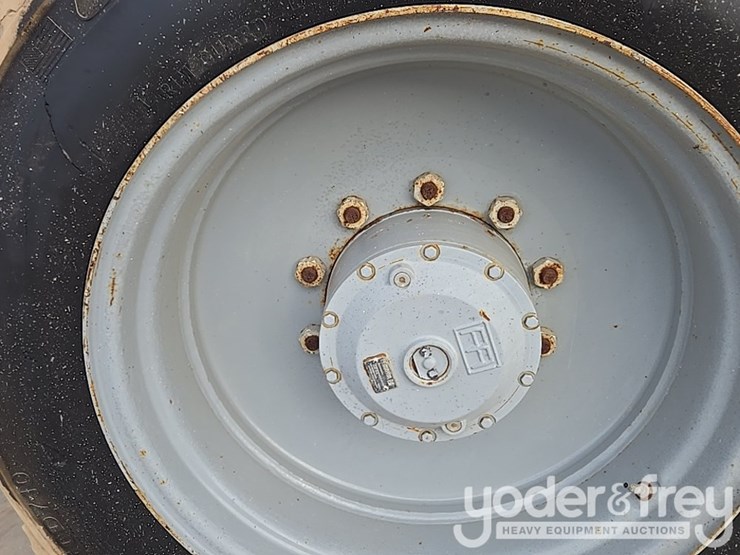 2015-genie-zx-135-image-75