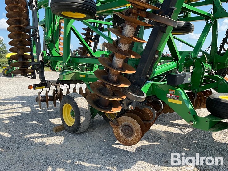 2015-john-deere-2620-image-17