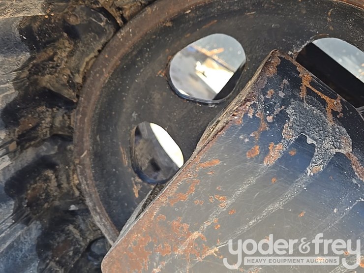 2022-yanmar-vio80-image-22