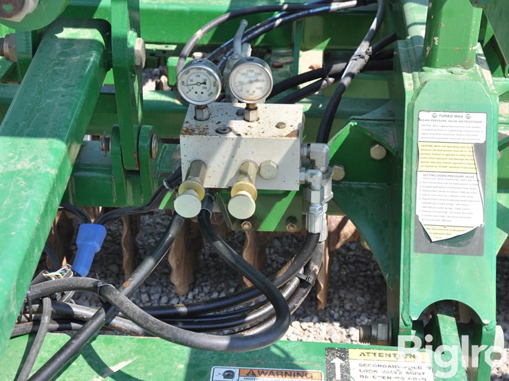 great-plains-4000tm-image-18