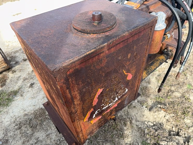 roanoke-g195-image-53