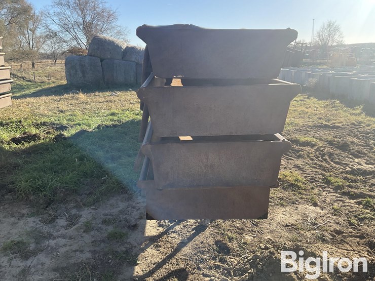 steel-feed-bunks-image-2