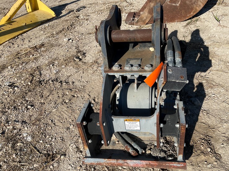 #6334-•-tramac-excavator-compactor-(#3538)-image-3