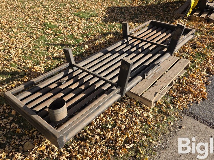 4wd-tractor-rock-box-image-3