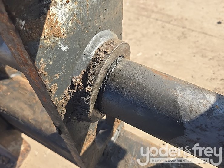 komatsu-wa200-8-image-12