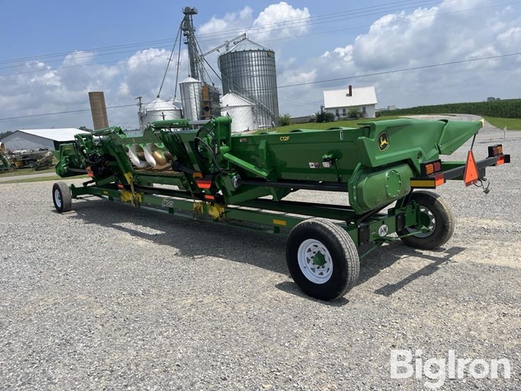 2024-john-deere-c12f-image-5