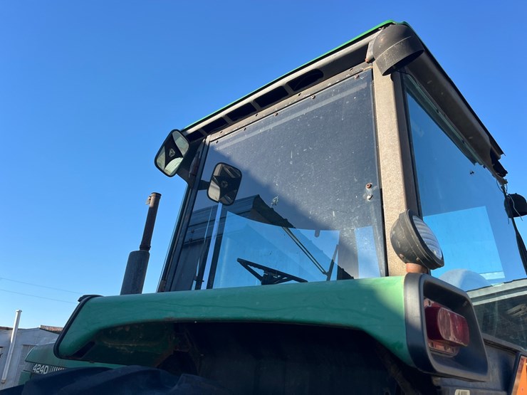 john-deere-4240-image-20