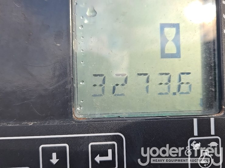 2015-genie-zx-135-image-118