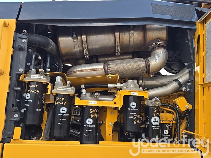 2017-deere-872g-image-116