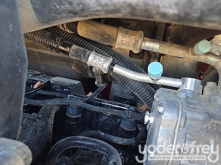 2022-yanmar-vio80-image-71