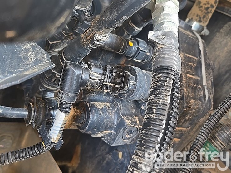 2018-komatsu-wa200-8-image-120