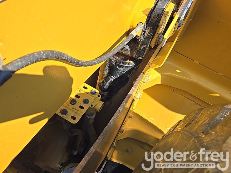 2016-caterpillar-950m-image-36