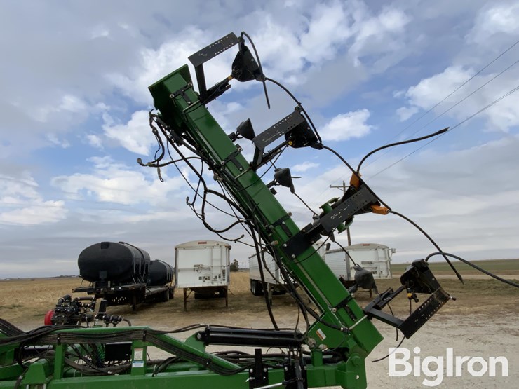 moore-built-25r30-liquid-fertilizer-applicator-image-20