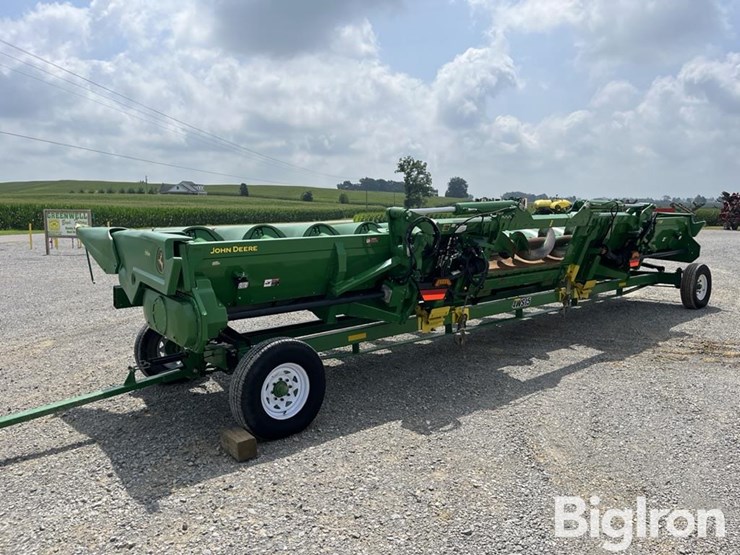 2024-john-deere-c12f-image-7