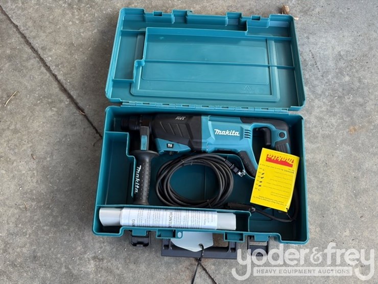 makita-1"-rotary-hammer-corded,-hr2641-(1yr-factory-warranty)-image-2