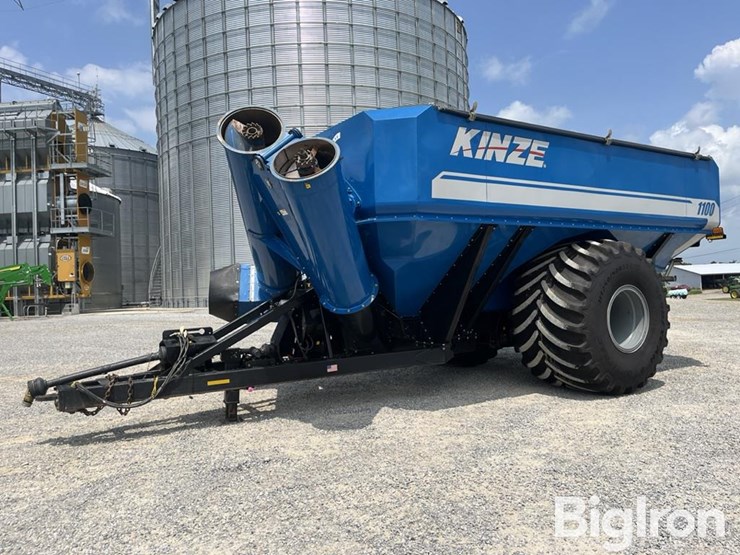 2014-kinze-1100-image-1