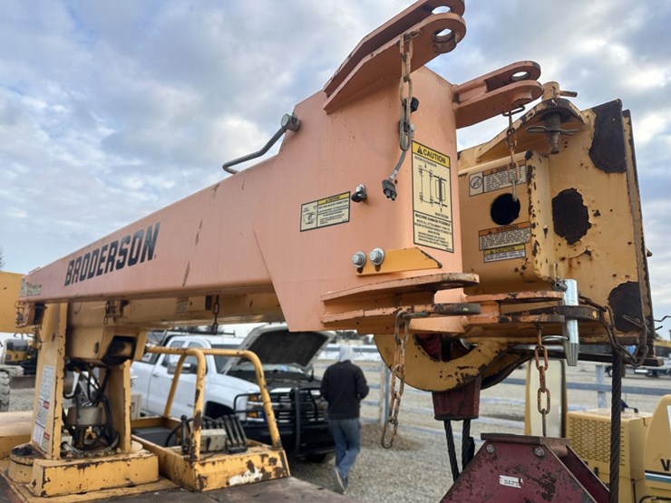 broderson-ic80-image-19