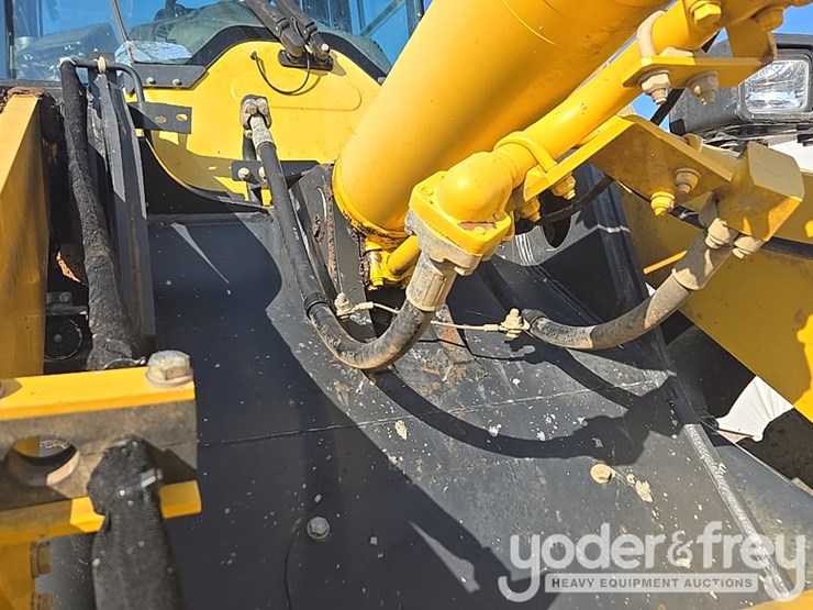 2018-komatsu-wa200-8-image-84