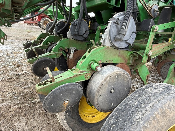 john-deere-1790-image-93