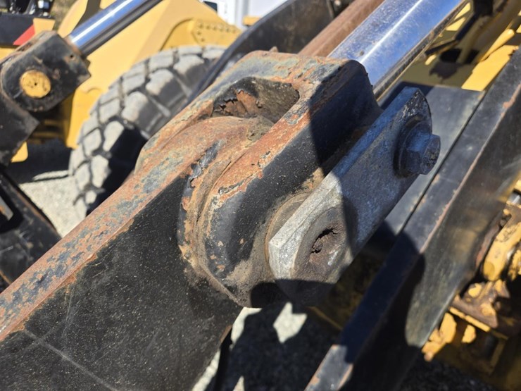 1998-caterpillar-it38g-image-22