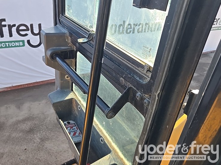 2016-caterpillar-950m-image-123