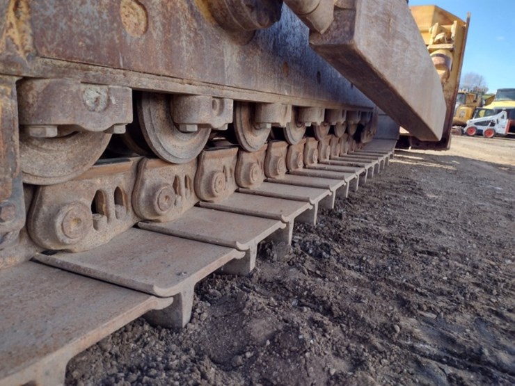 2004-caterpillar-d6r-xl-image-24