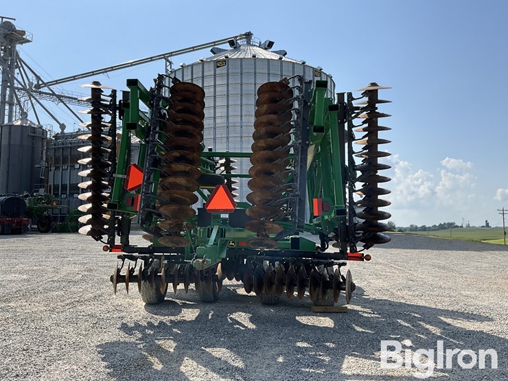 2015-john-deere-2620-image-6