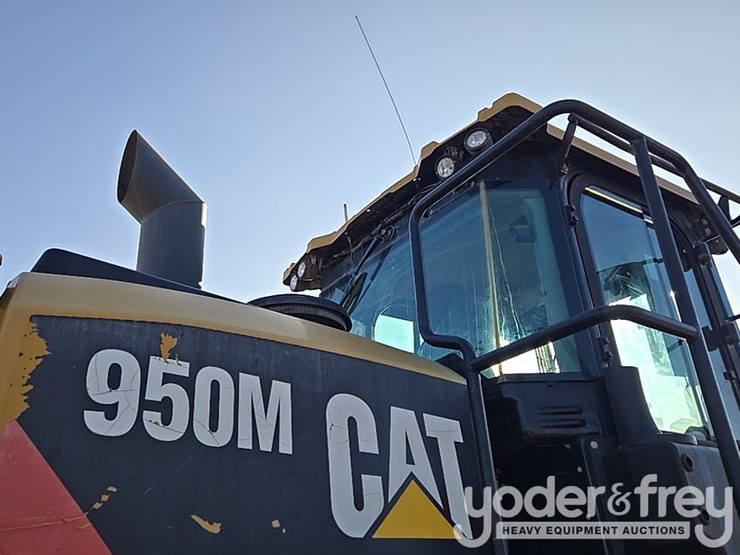 2016-caterpillar-950m-image-106