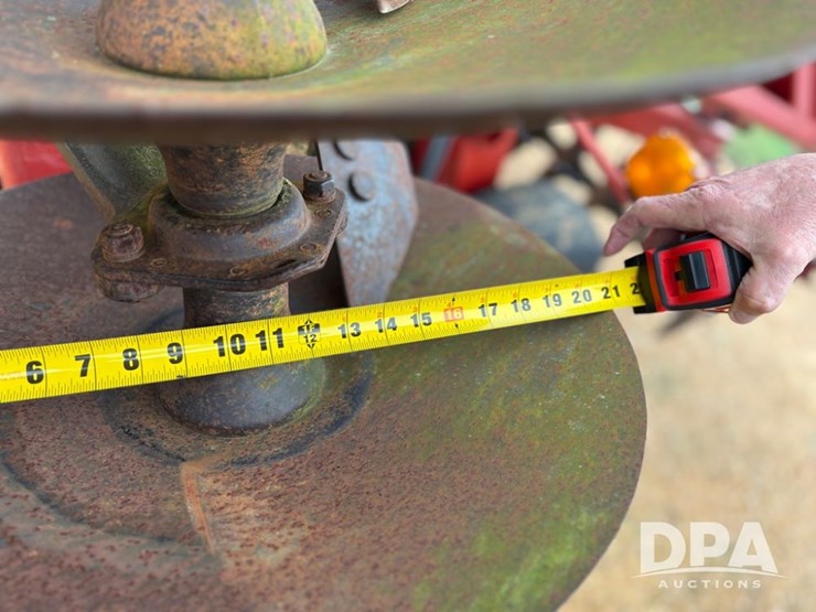 case-ih-3950-image-35