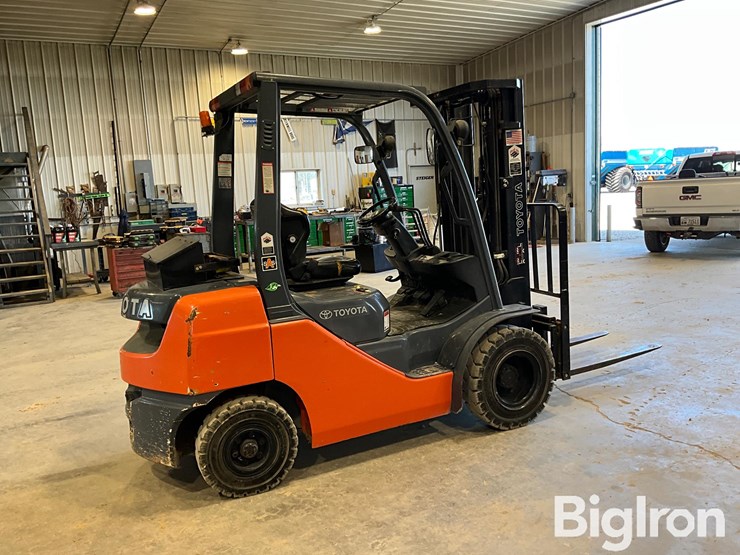 toyota-sfdu25-forklift-image-5