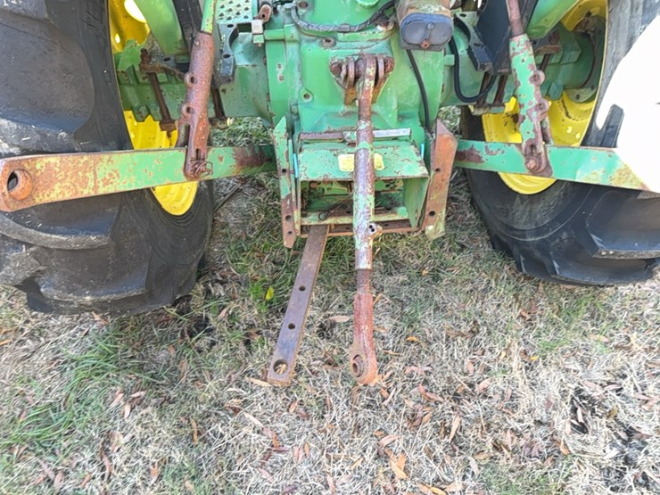 john-deere-2155-image-14