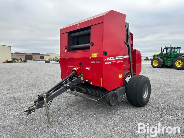 2015-massey-ferguson-2946a-image-1
