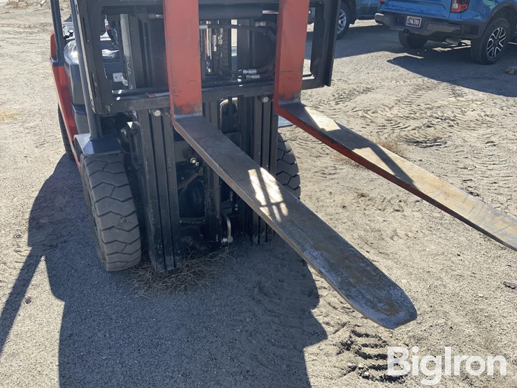 toyota-sfdu25-forklift-image-11