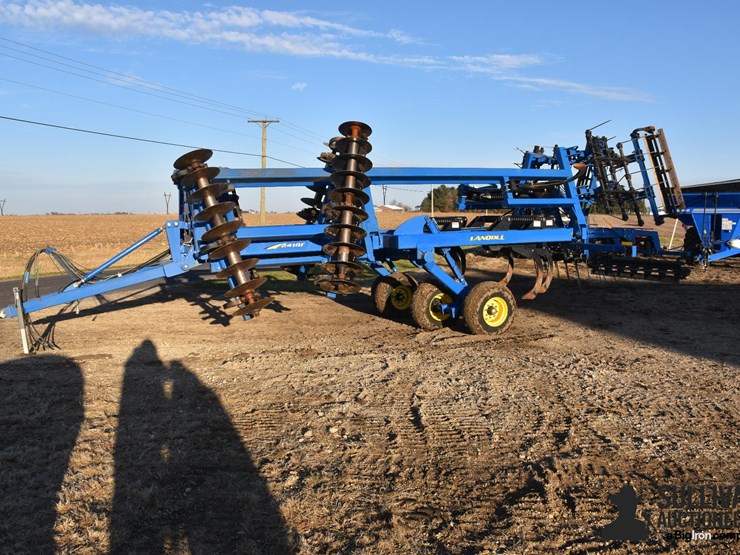 2014-landoll-2410f-7-24-image-1