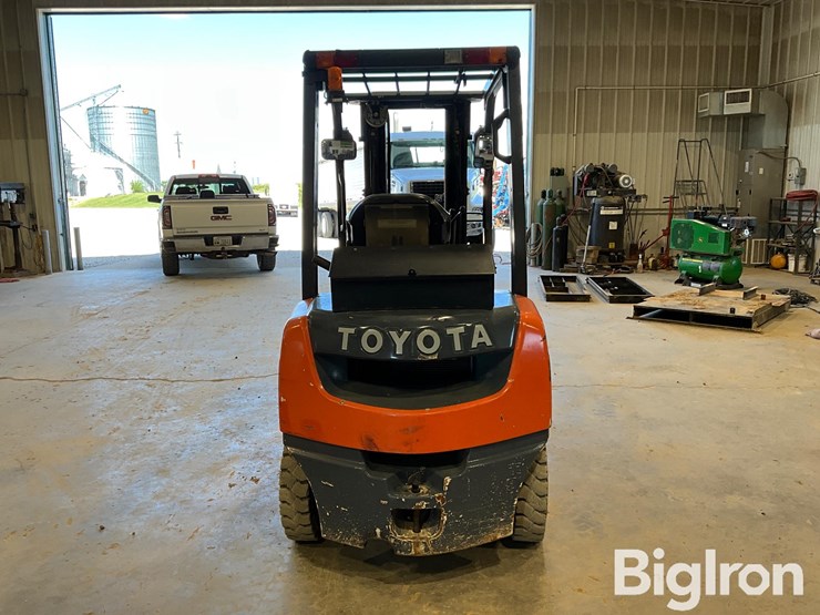 toyota-sfdu25-forklift-image-6