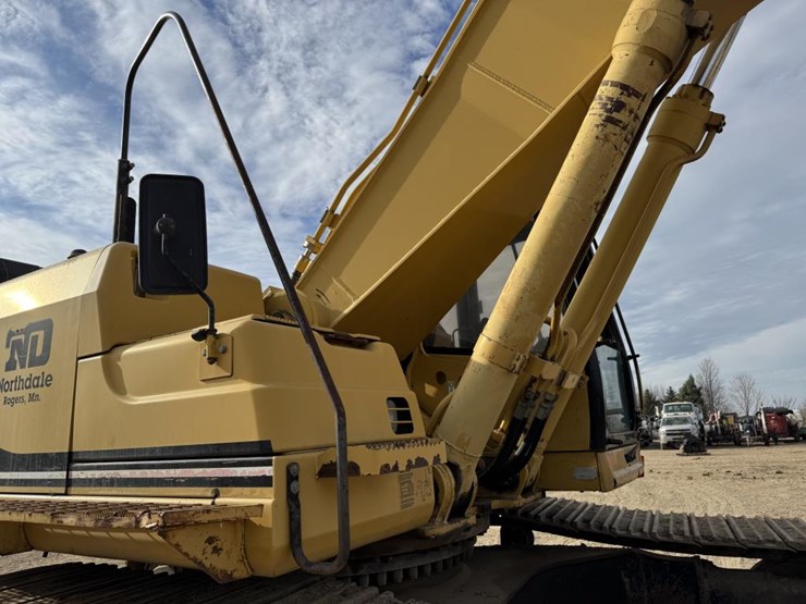 1999-caterpillar-345b-image-16