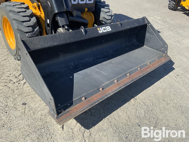 jcb-330t4-skid-steer-wheel-loader-image-19