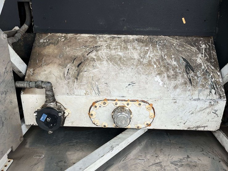 2005-gmc-c8-cable-placer-truck-image-56