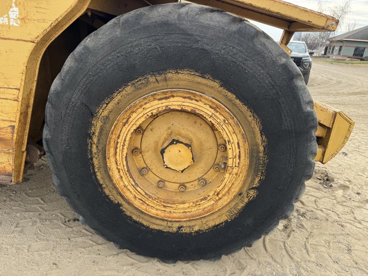 caterpillar-613b-image-49