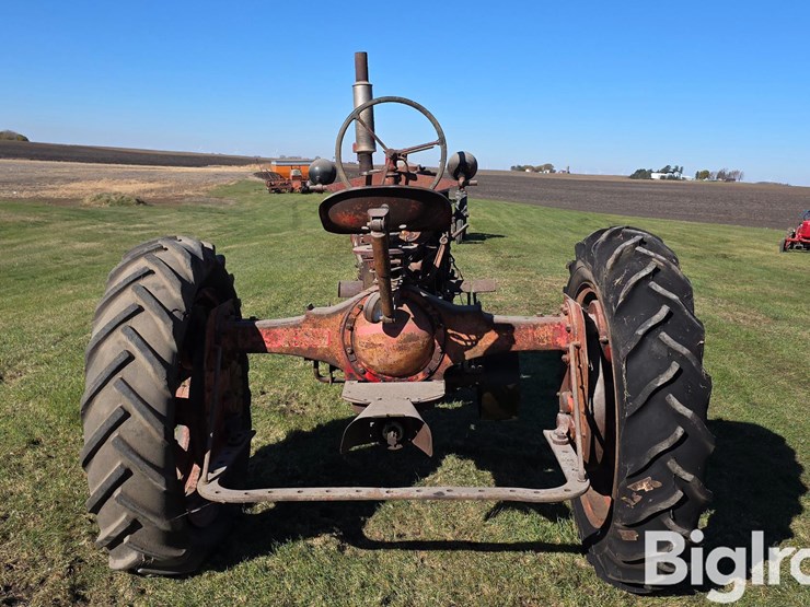 1938-farmall-f-20-2wd-tractor-image-6