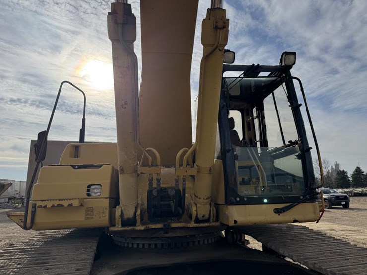 1999-caterpillar-345b-image-17