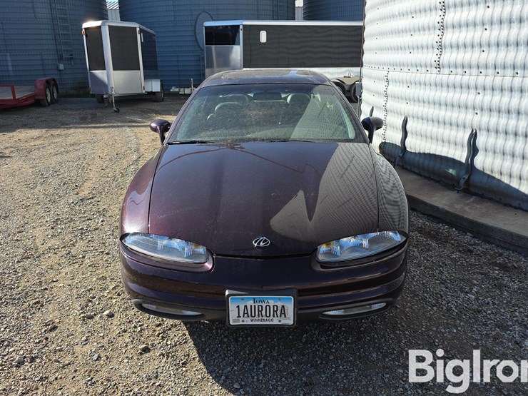 1995-oldsmobile-aurora-4-door-sedan-image-2