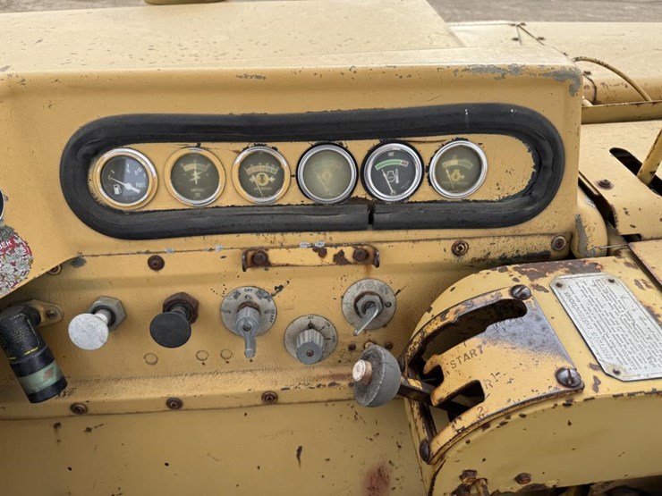 caterpillar-613b-image-38