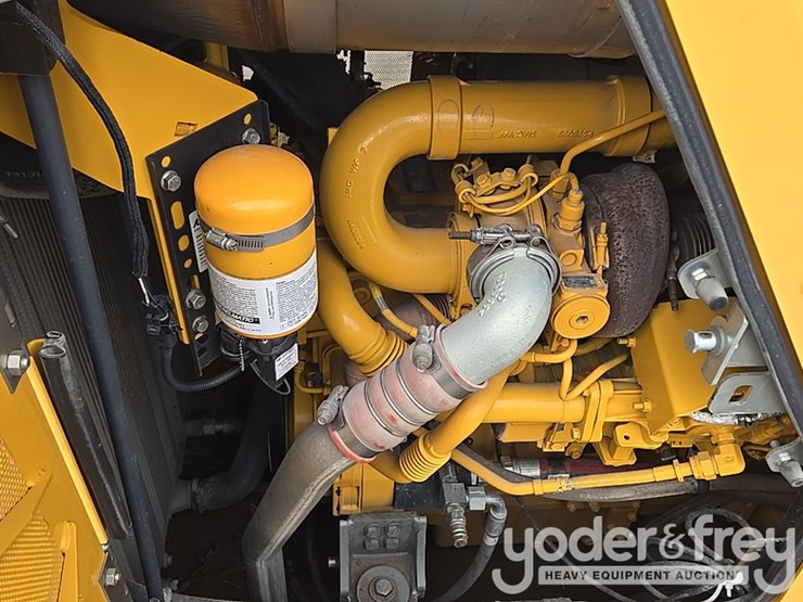 2019-deere-850l-wlt-image-52