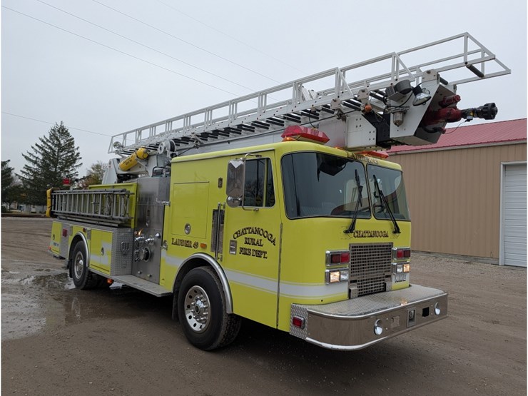 1995-kme-ladder-truck-image-4