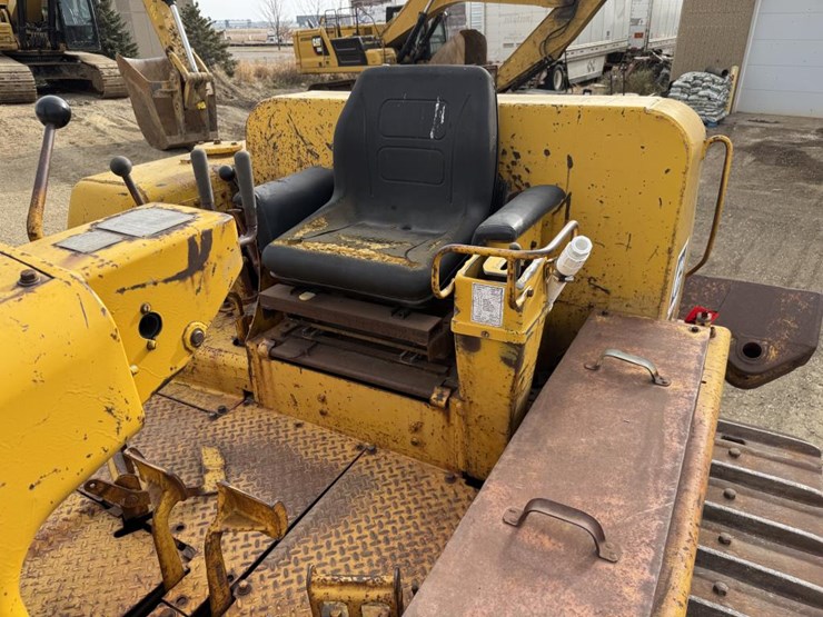 caterpillar-d8h-image-25