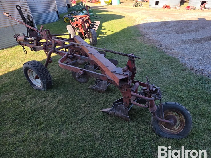 4-bottom-plow-image-7