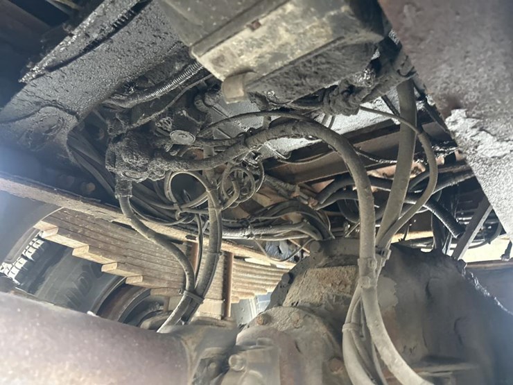 2004-caterpillar-3126-image-71